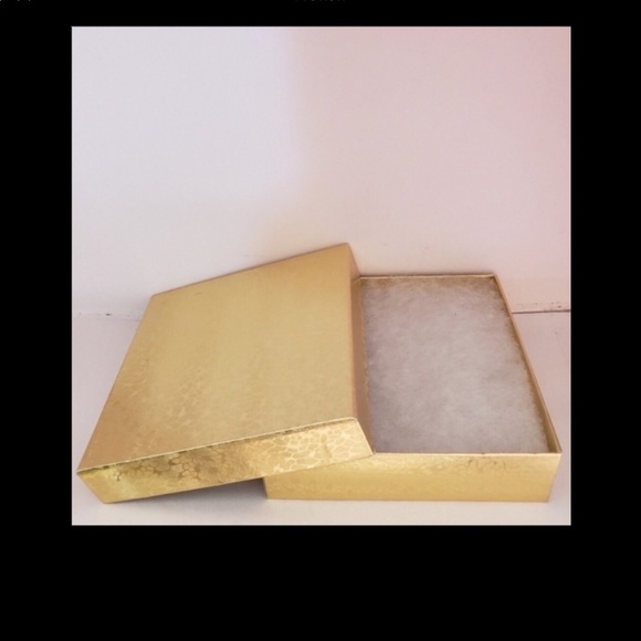 6” Peach Beaded Stretch Pullover Bracelet - Picture 4 of 4